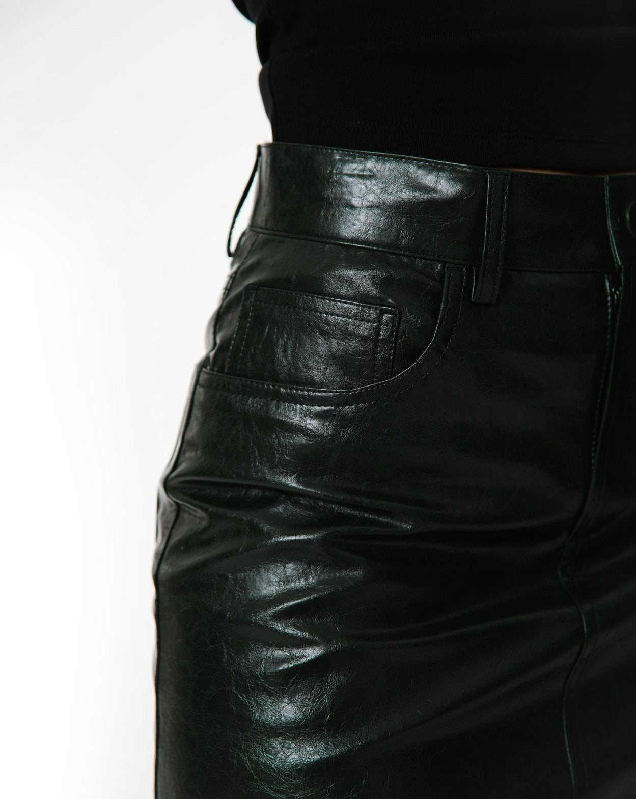 [PAPERMOON] SS / Denim Button Detail Vegan Leather Mini Skirt