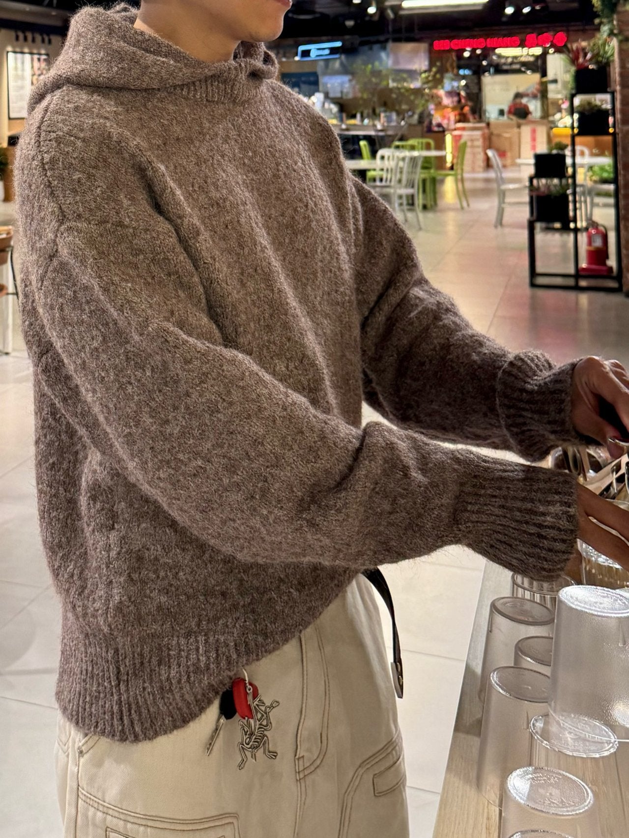 Kink Mohair Hood Knit