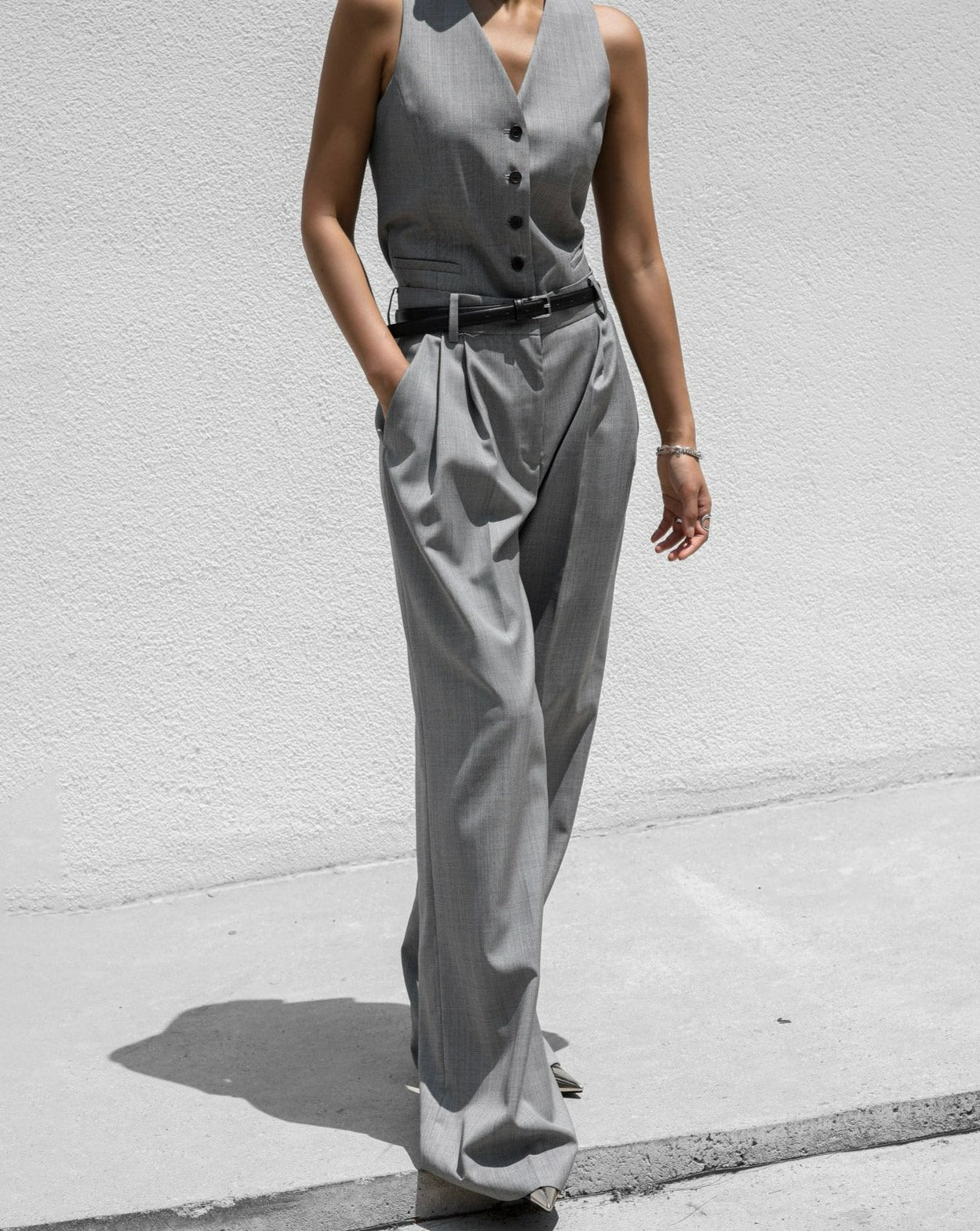 【PAPERMOON 페이퍼 문】SS / Sharkskin Fabric Pin Tuck Set Up Wide Trousers