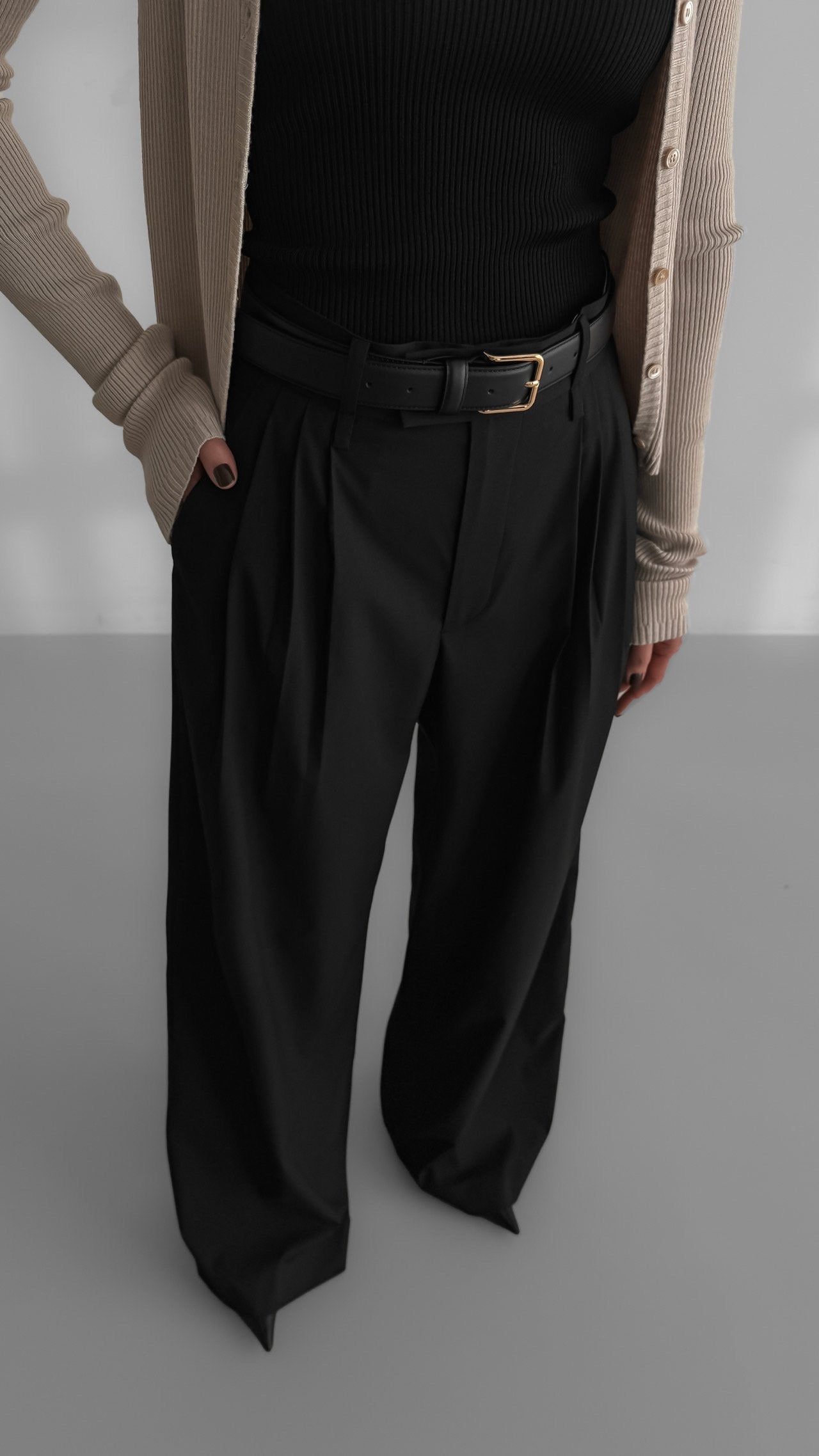 [PAPERMOON] SS / Three Pin - Tuck Detail Wide Trousers