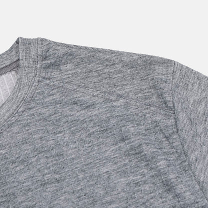 肩筋盛りTシャツ
