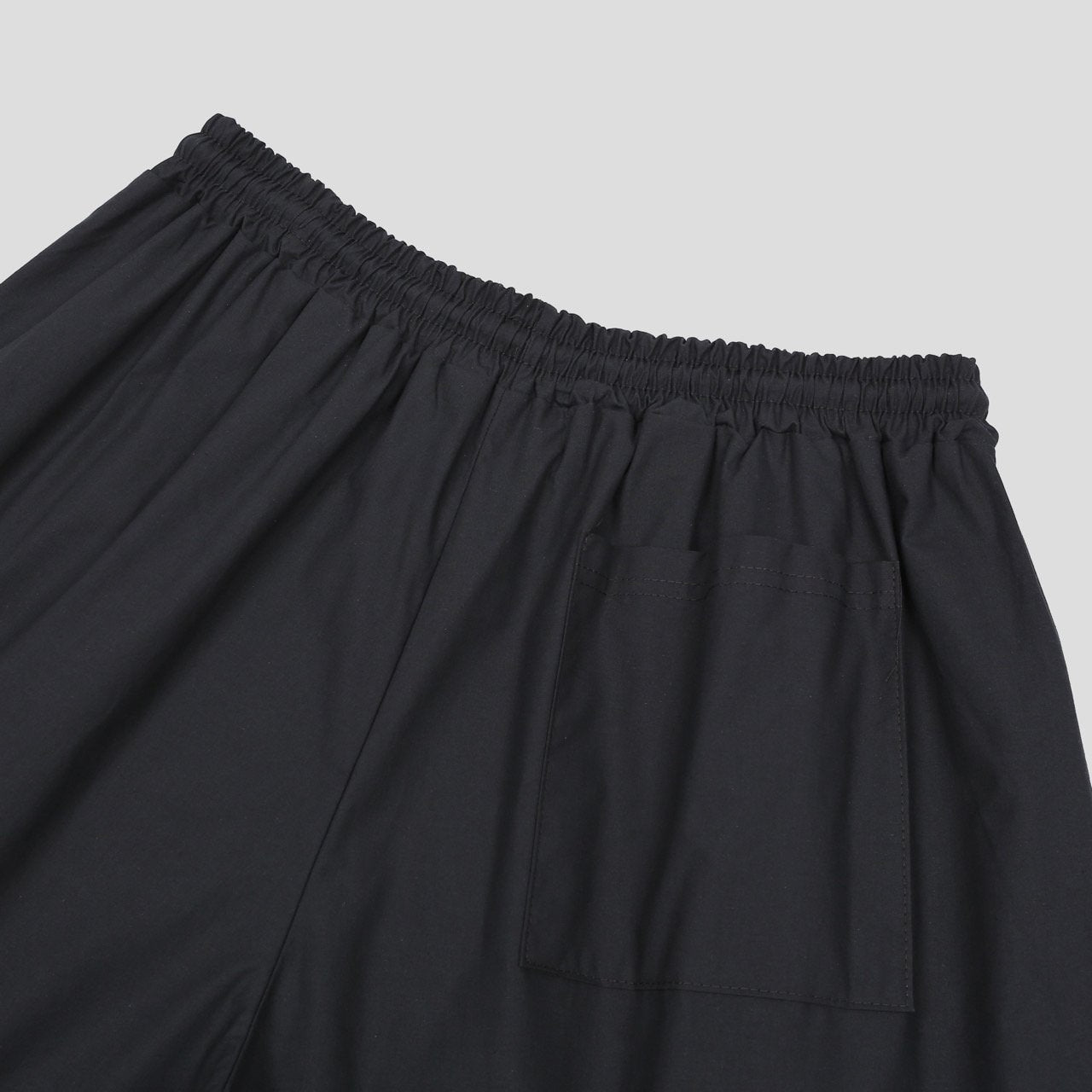 Motion Bermuda Pod Pants