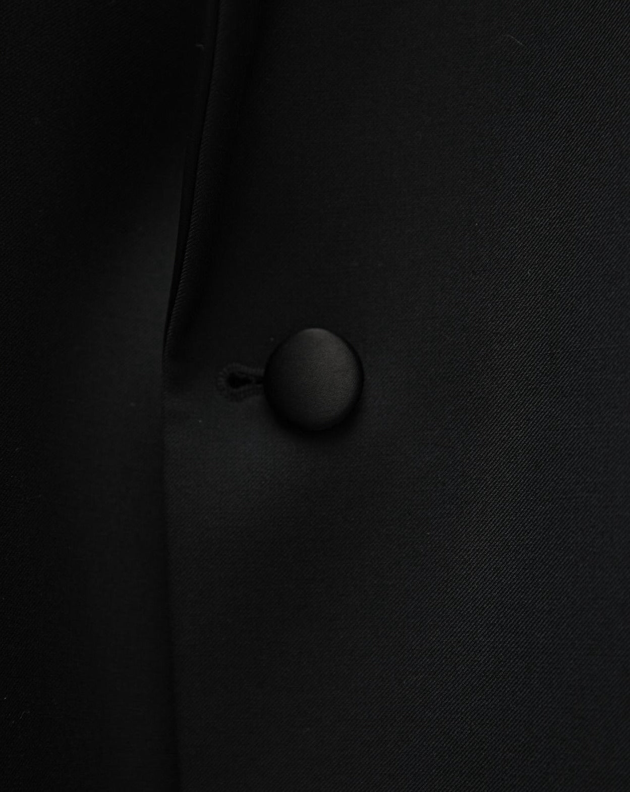 【PAPERMOON 페이퍼 문】SS / Oversized Silky Lapel Single Tuxedo Blazer