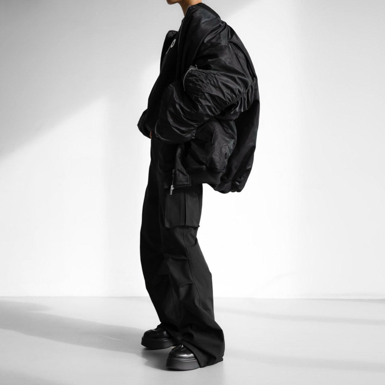 【즉납】【PAPERMOON 페이퍼 문】AW / LUX Heavy Texture Wide Cargo Trousers