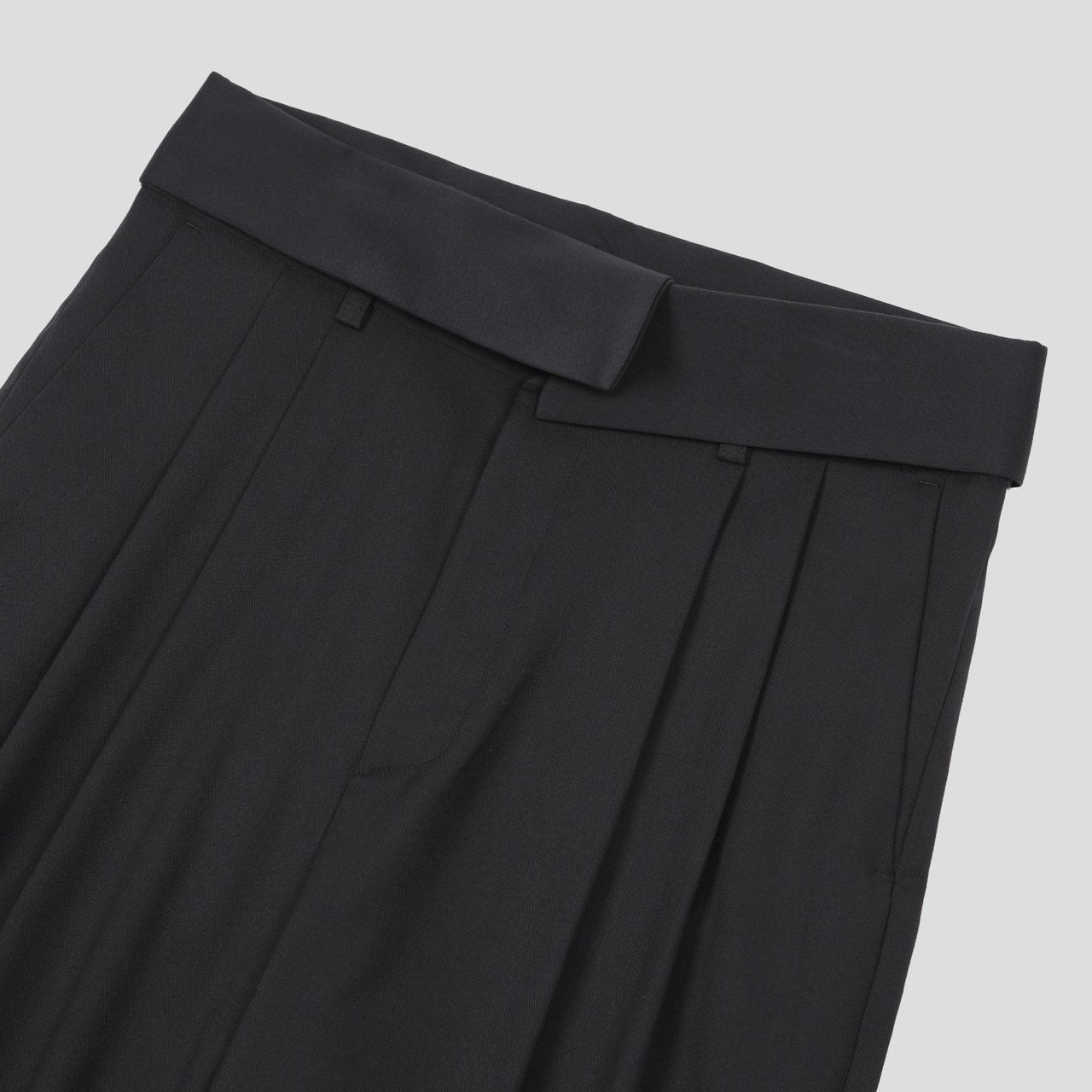 Regle Two-Tuck Wide Slacks