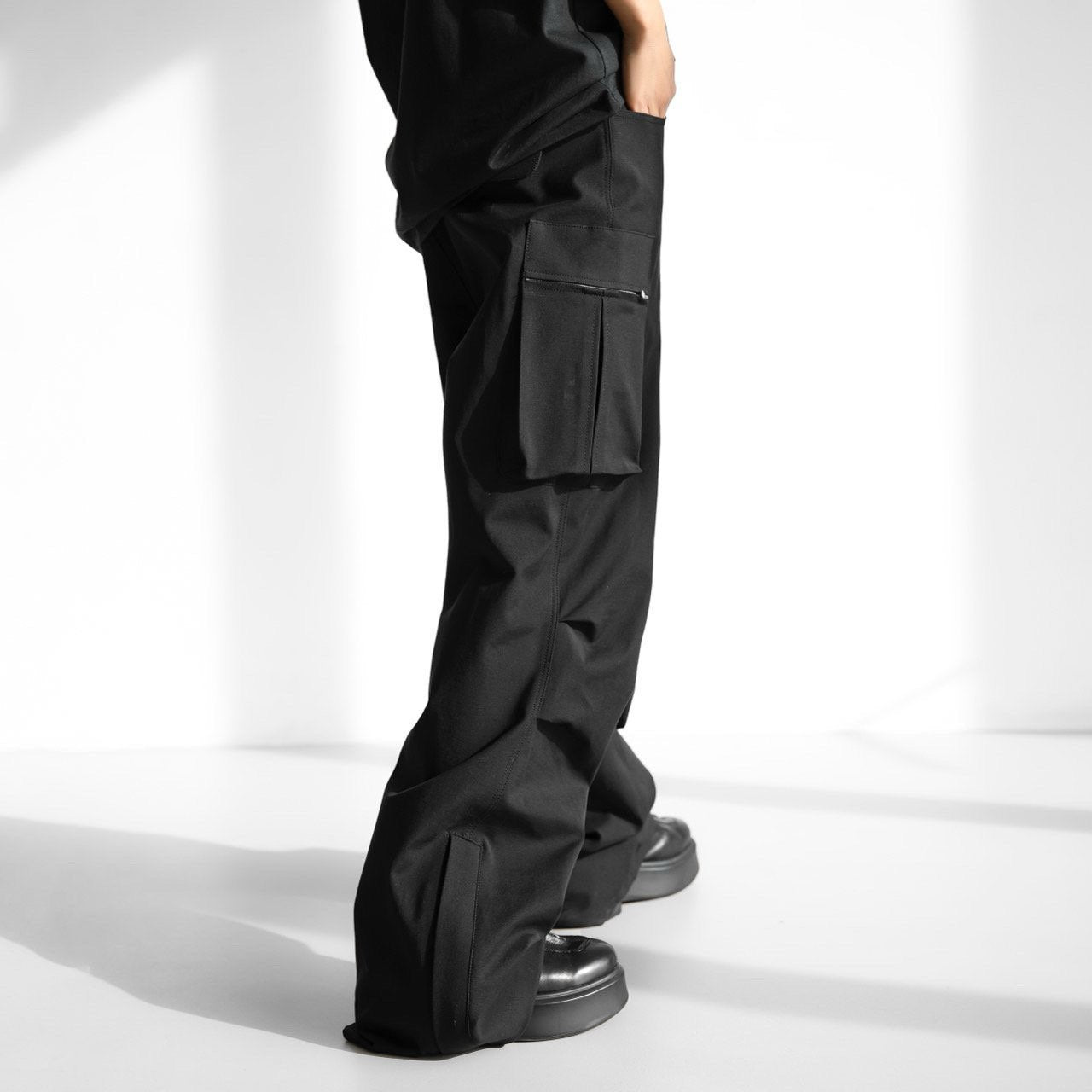 [Ready to ship] [PAPERMOON] AW / LUX Heavy Texture Wide Cargo Trousers