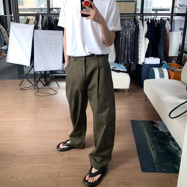 Curve Silhouette Wide Pants