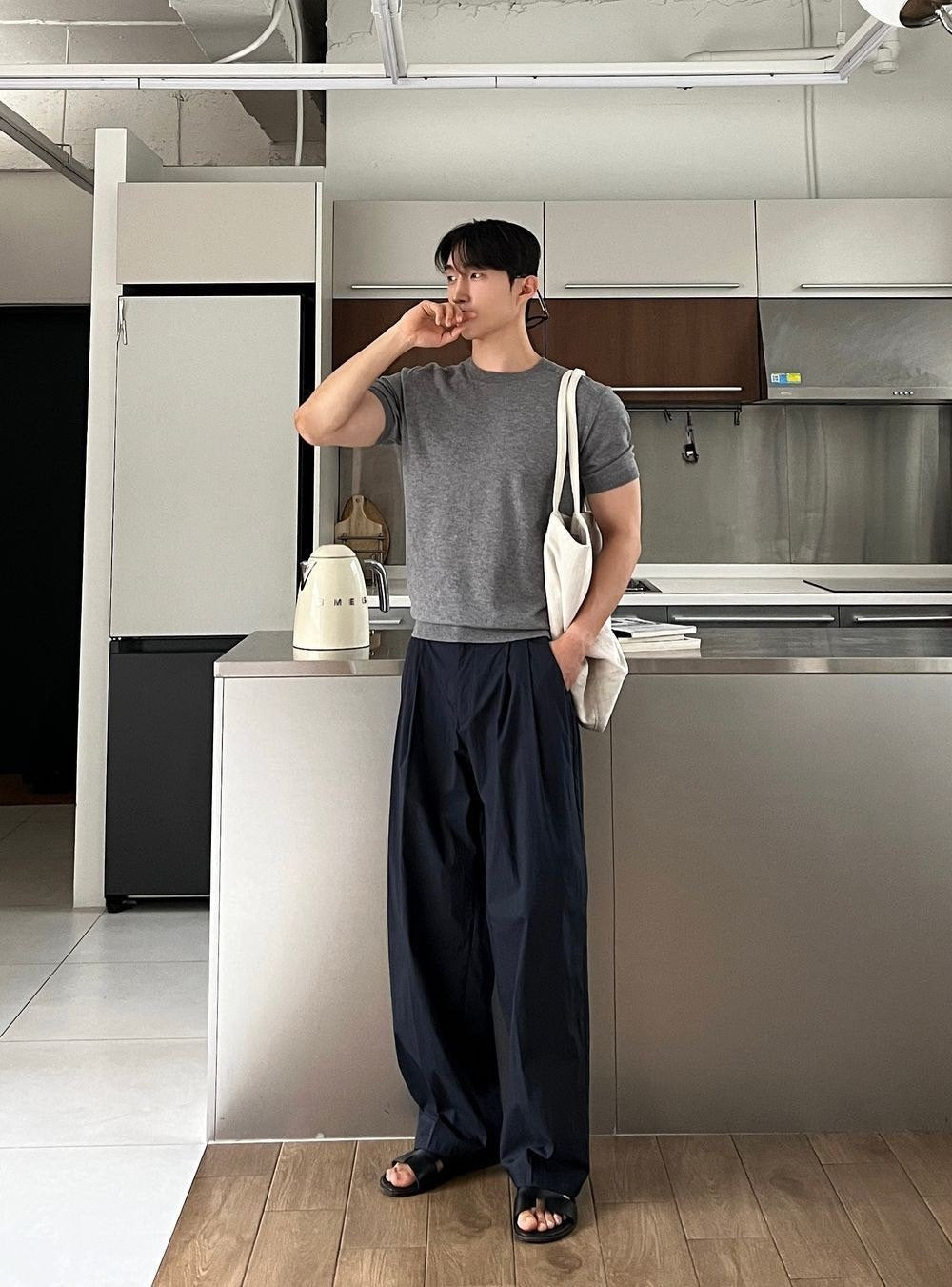 CN Light Tucked Balloon Pants