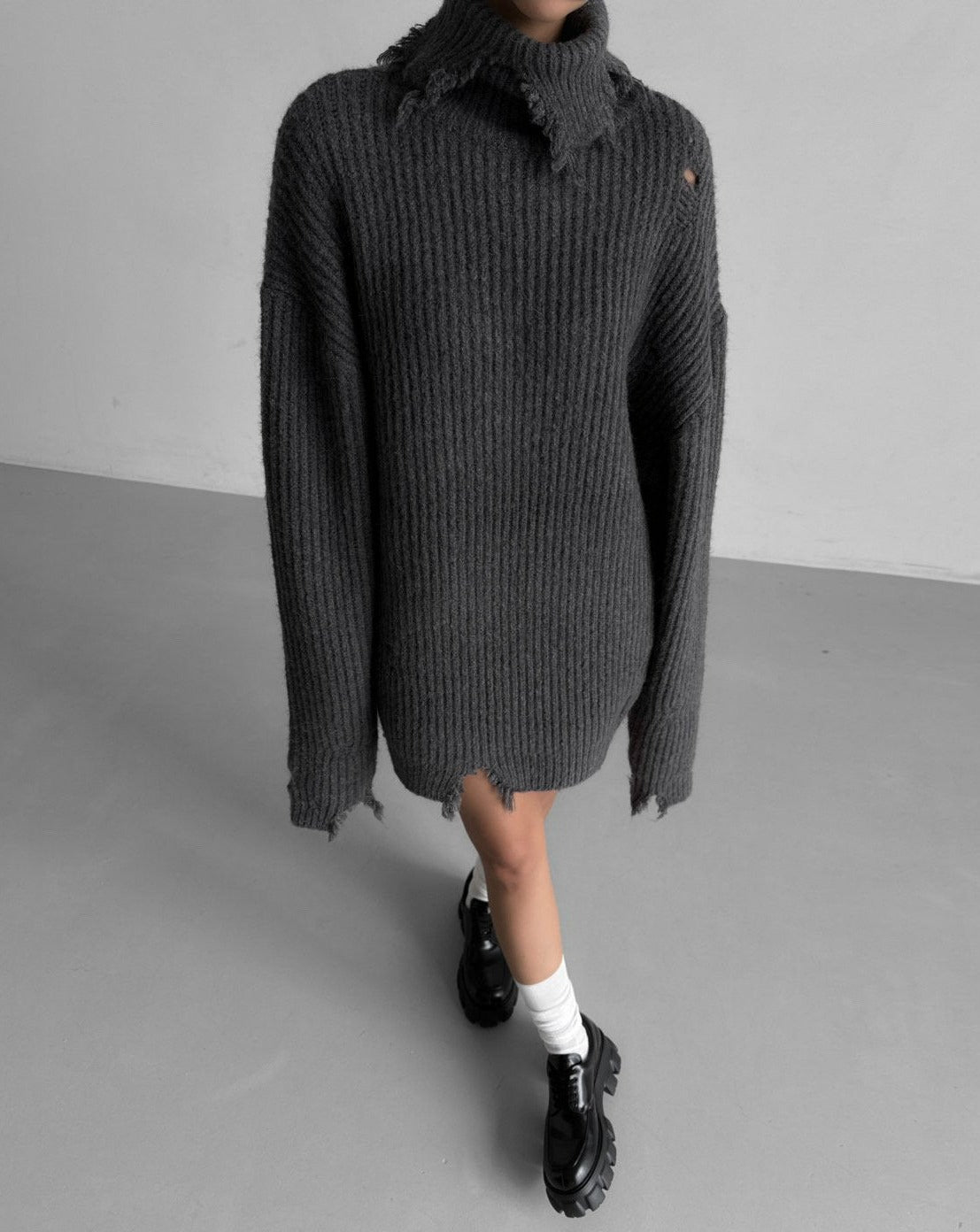 [Ready to ship] [PAPERMOON] AW / Alpaca Blend Wool Chunky Oversized Distressed Turtleneck Knit