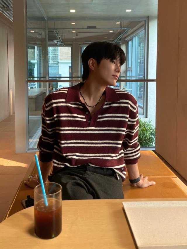 Lora Bouclé Stripe Collar Knit