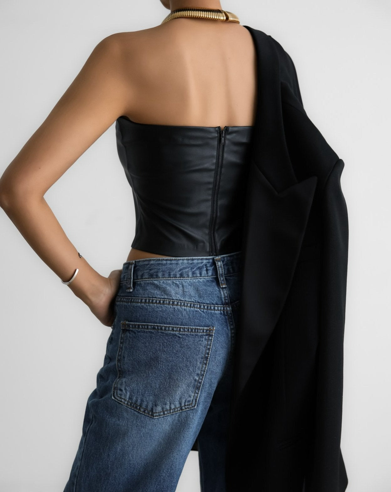 【PAPERMOON ペーパームーン】SS / Off Shoulder Vegan Leather Tube Top