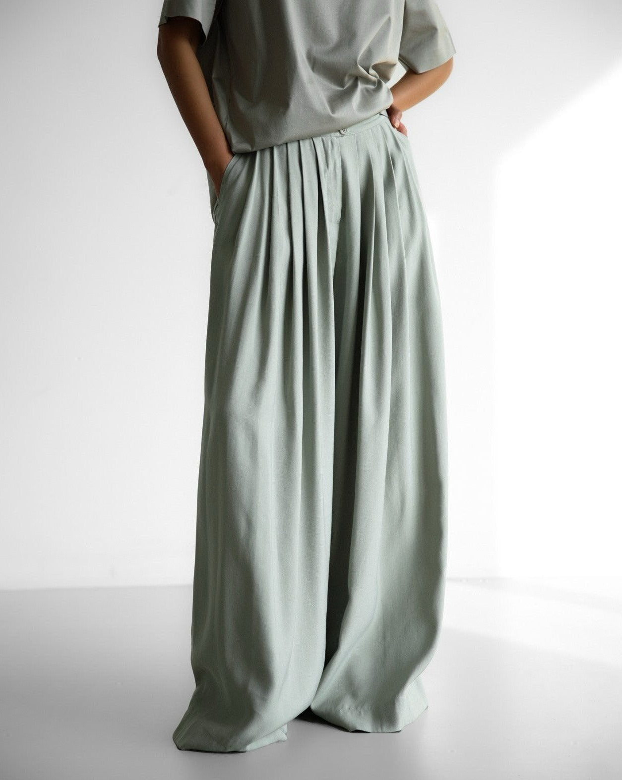 [PAPERMOON] SS / Bamboo Pleated Pin-Tuck Wide Trousers