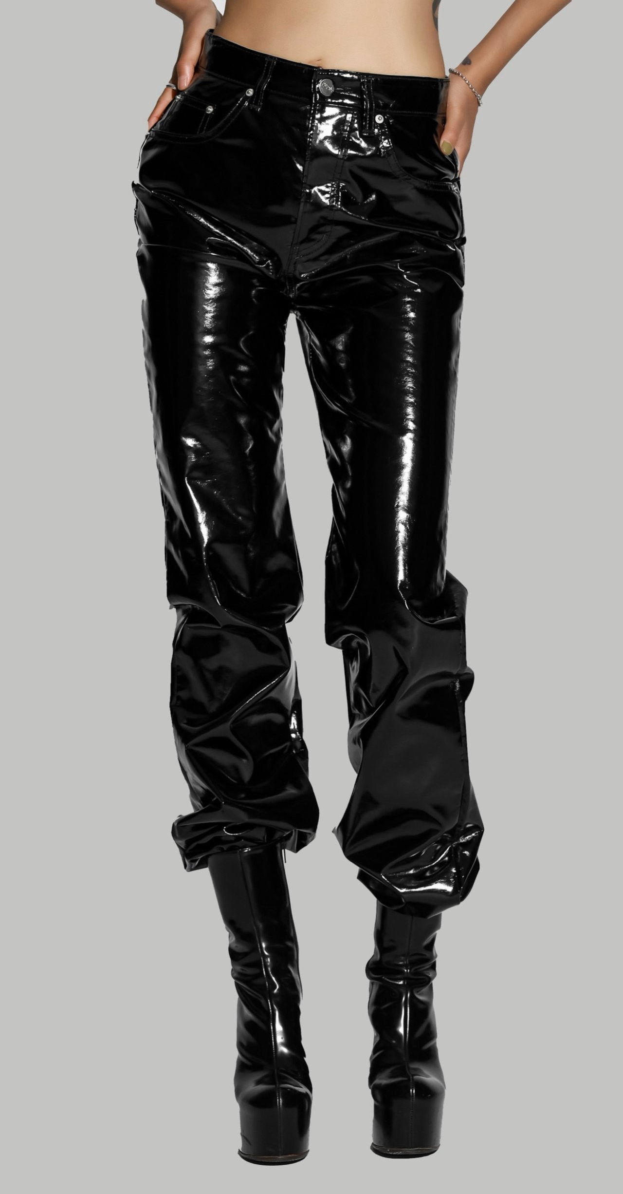 【即納】【PAPERMOON ペーパームーン】AW / Patent Vegan Leather Coated Straight Pants