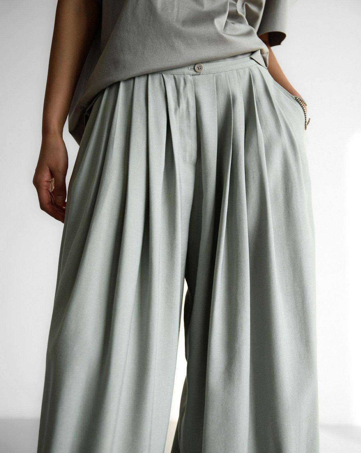 [PAPERMOON] SS / Bamboo Pleated Pin-Tuck Wide Trousers