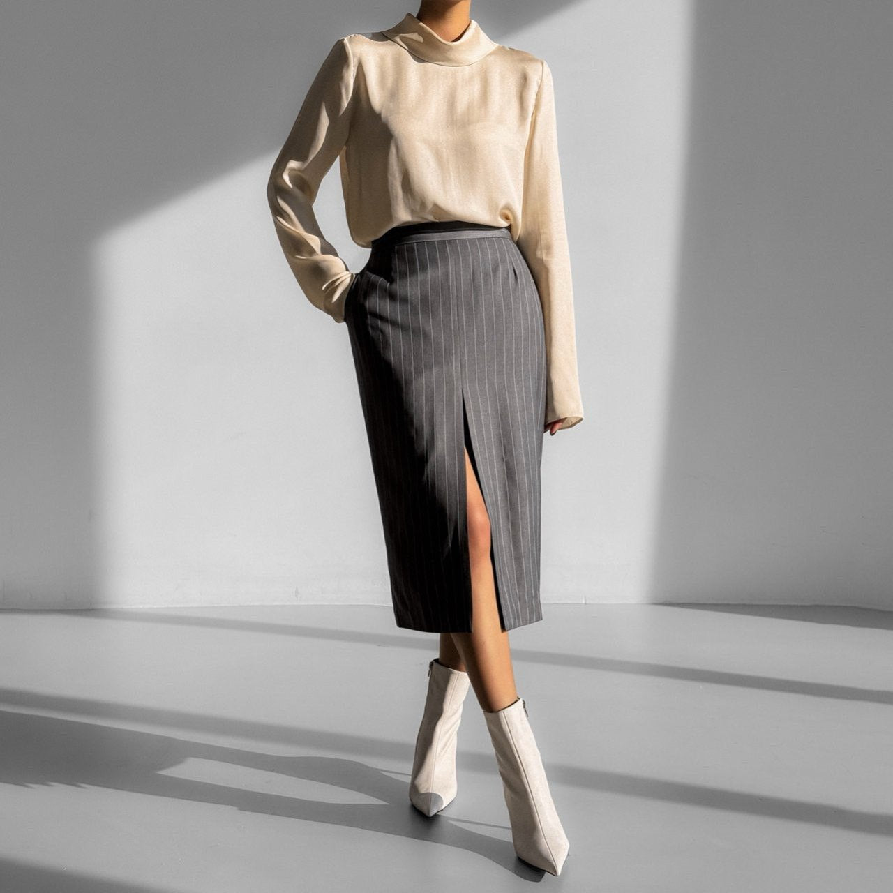 【PAPERMOON 페이퍼 문】SS / Wide Pin Stripe Set Up Suit Pencil Midi Skirt