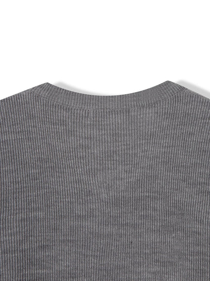 Gram V-neck Knit