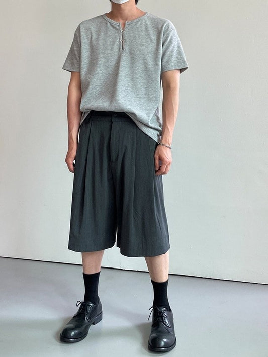 Stripe Banding Two-Tuck Shorts