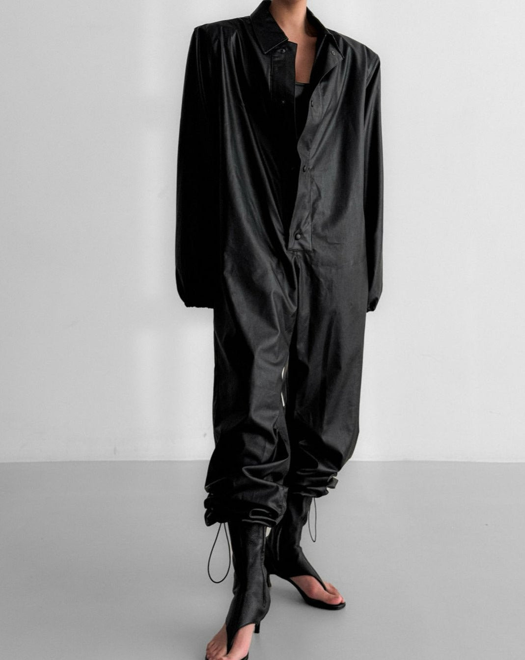 【PAPERMOON ペーパームーン】SS / Oversized Vegan Leather Snap Button Detail Jumpsuit
