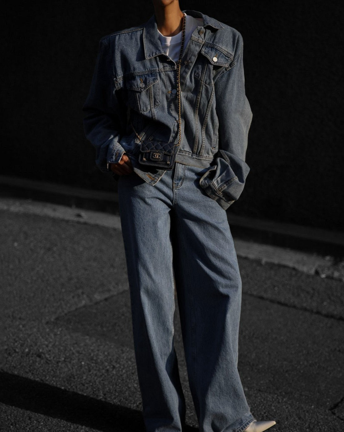 【즉납】【PAPERMOON 페이퍼 문】AW / Maxi Padded Shoulder Oversized Denim Jacket