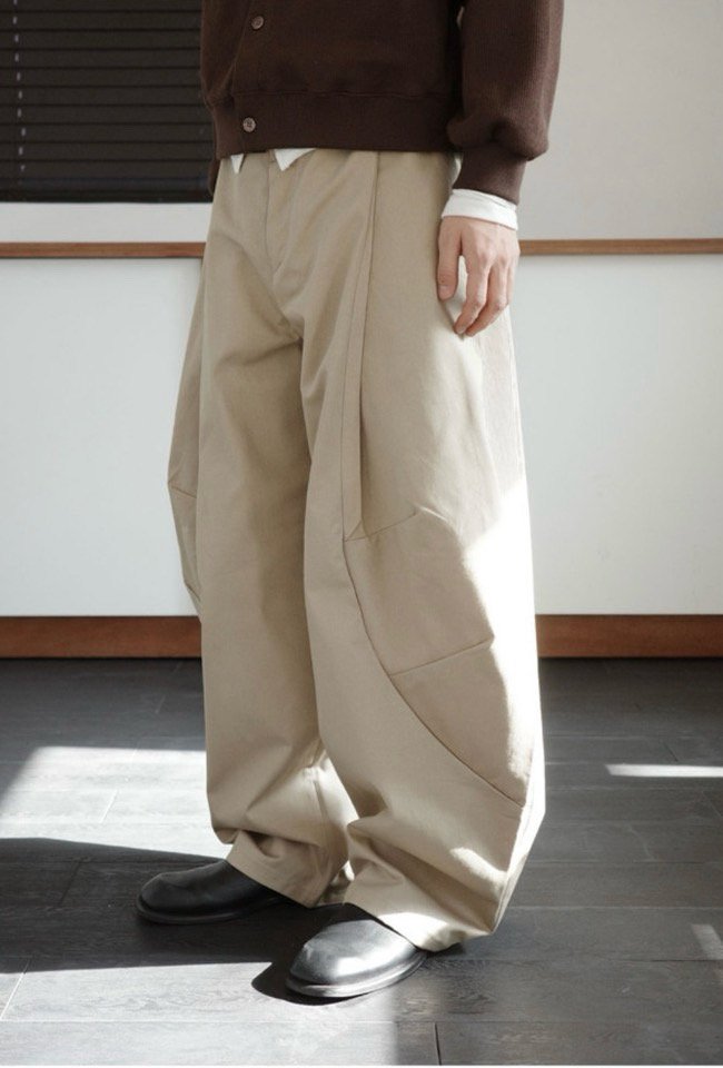 Wood Dart Curved Pants