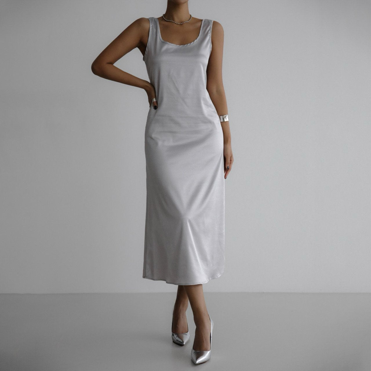 [PAPERMOON] SS / Squared Neck Silky Maxi Dress