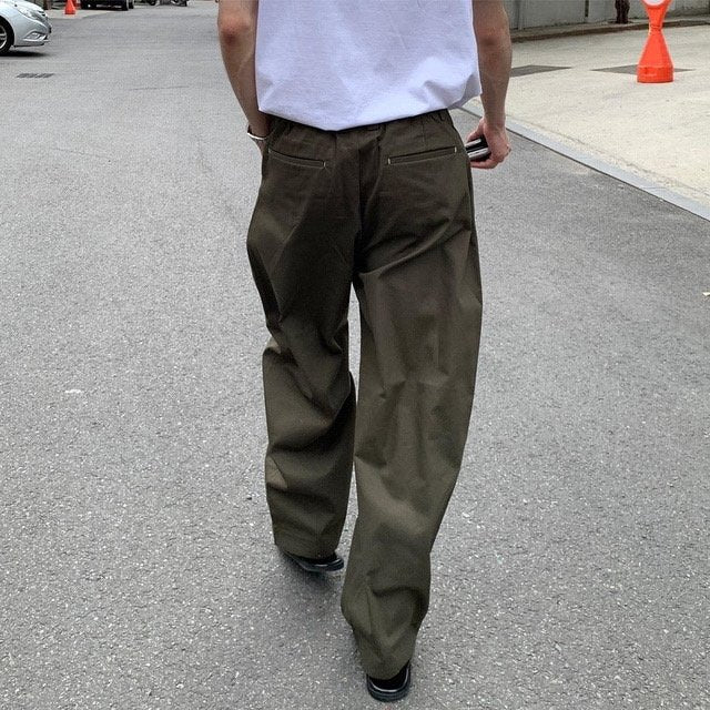Curve Silhouette Wide Pants