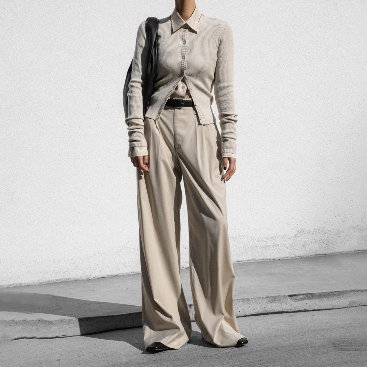 【PAPERMOON ペーパームーン】SS / Three Pin - Tuck Detail Wide Trousers