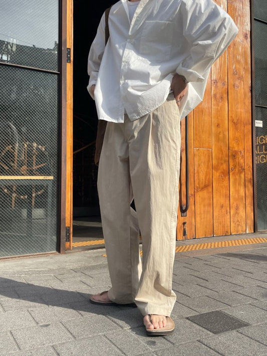 Or One-Tuck Chino Pants