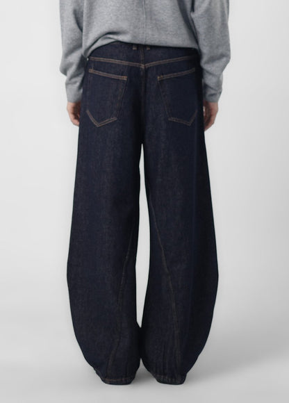 Spin Curved Denim Pants