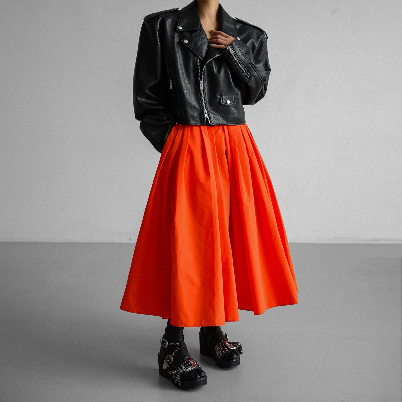 【PAPERMOON 페이퍼 문】AW / Oversized Vegan Leather Cropped Chunky Biker Jacket