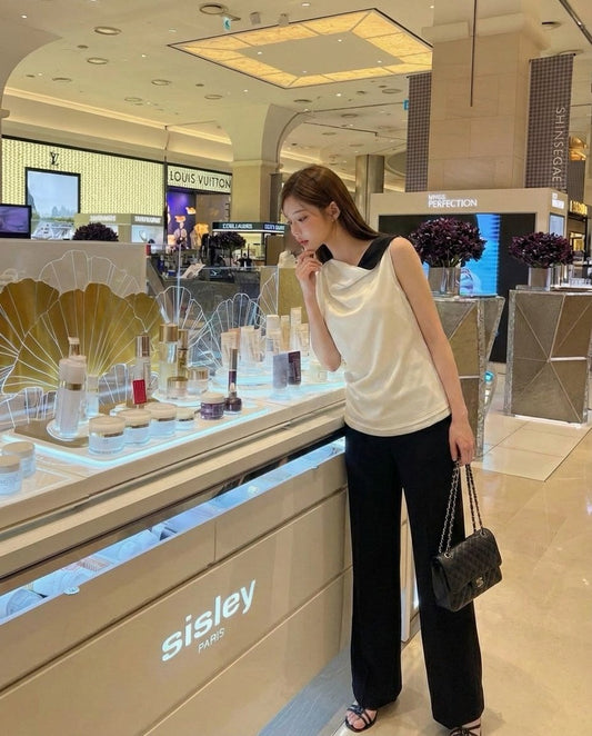 [A MA:DE 2026SS] Silhouette Blouse (2color)