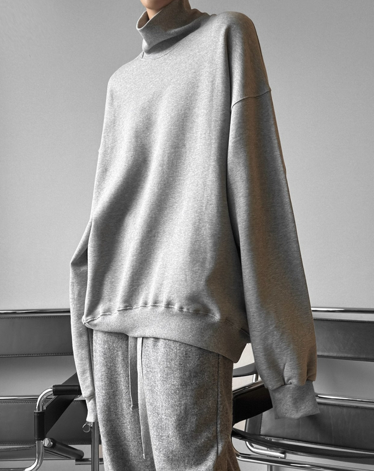 【즉납】【PAPERMOON 페이퍼 문】AW / Oversized Turtleneck Sweatshirt