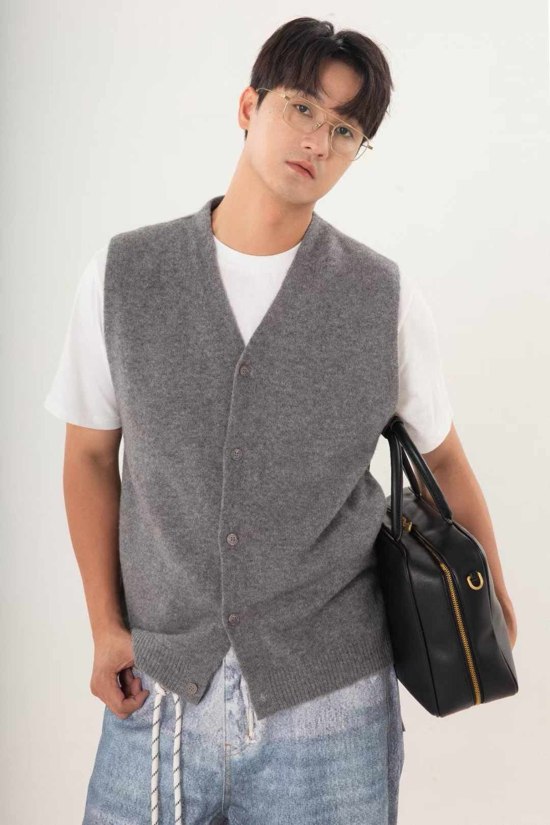 Wool Knit Vest