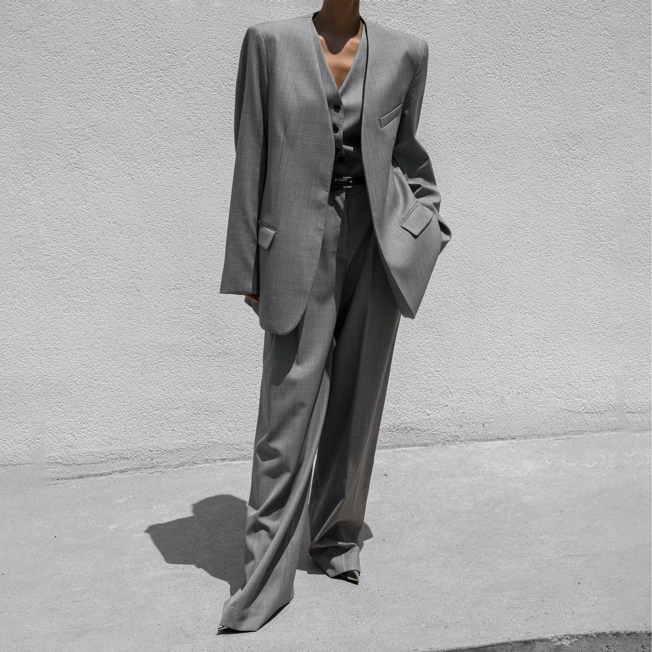 【PAPERMOON 페이퍼 문】SS / Sharkskin Fabric Pin Tuck Set Up Wide Trousers