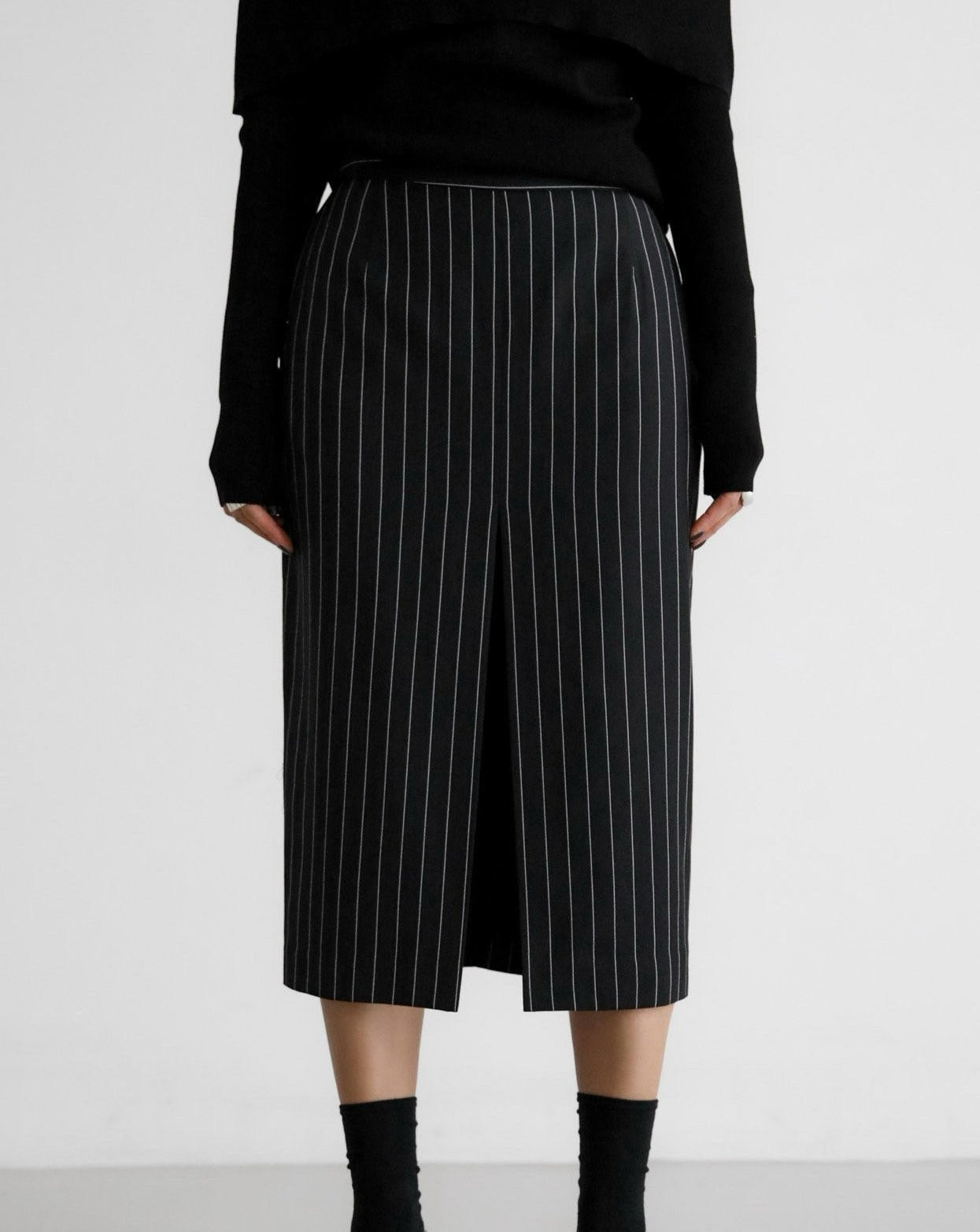 【PAPERMOON 페이퍼 문】SS / Wide Pin Stripe Set Up Suit Pencil Midi Skirt