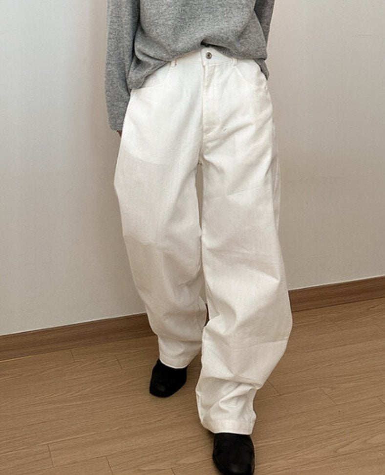 Balloon Stripe Tapered Denim Pants