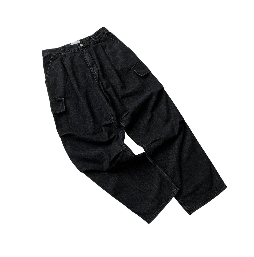 Curved Black Cargo Denim Pants