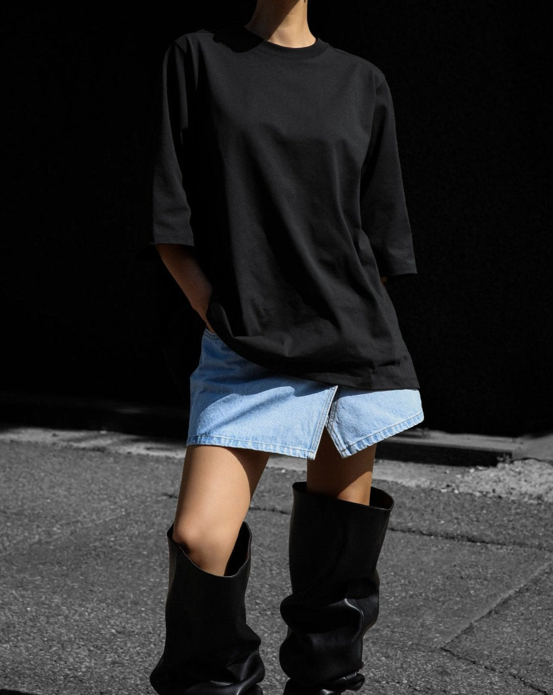 【PAPERMOON 페이퍼 문】SS / Washed Blue Denim Zipped Up Wrap Mini Skirt