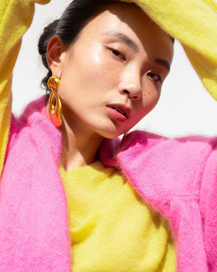 【PAPERMOON ペーパームーン】AW / Luxe Raccoon-Hair Deep V-Neck Knit