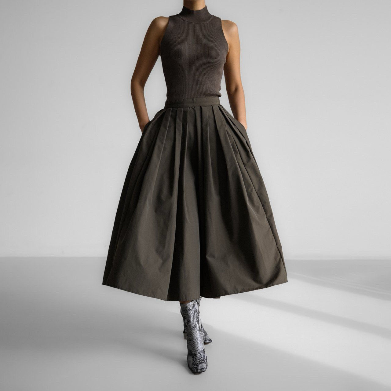 【PAPERMOON 페이퍼 문】SS / High Waist Pleated Detail Volume Flared Skirt