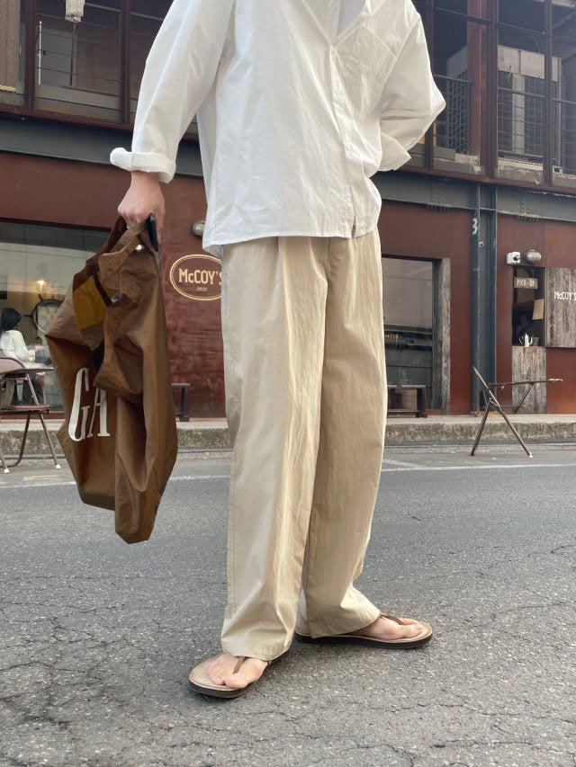 Or One-Tuck Chino Pants