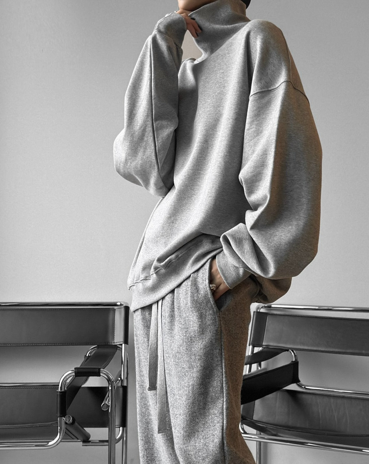 【즉납】【PAPERMOON 페이퍼 문】AW / Oversized Turtleneck Sweatshirt