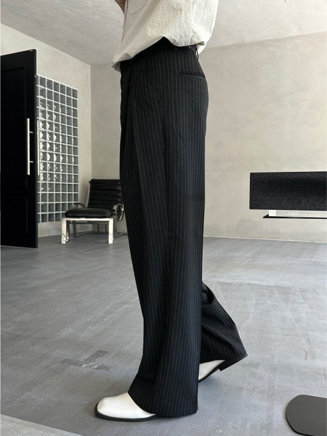 Stripe Pleated Wide Slacks