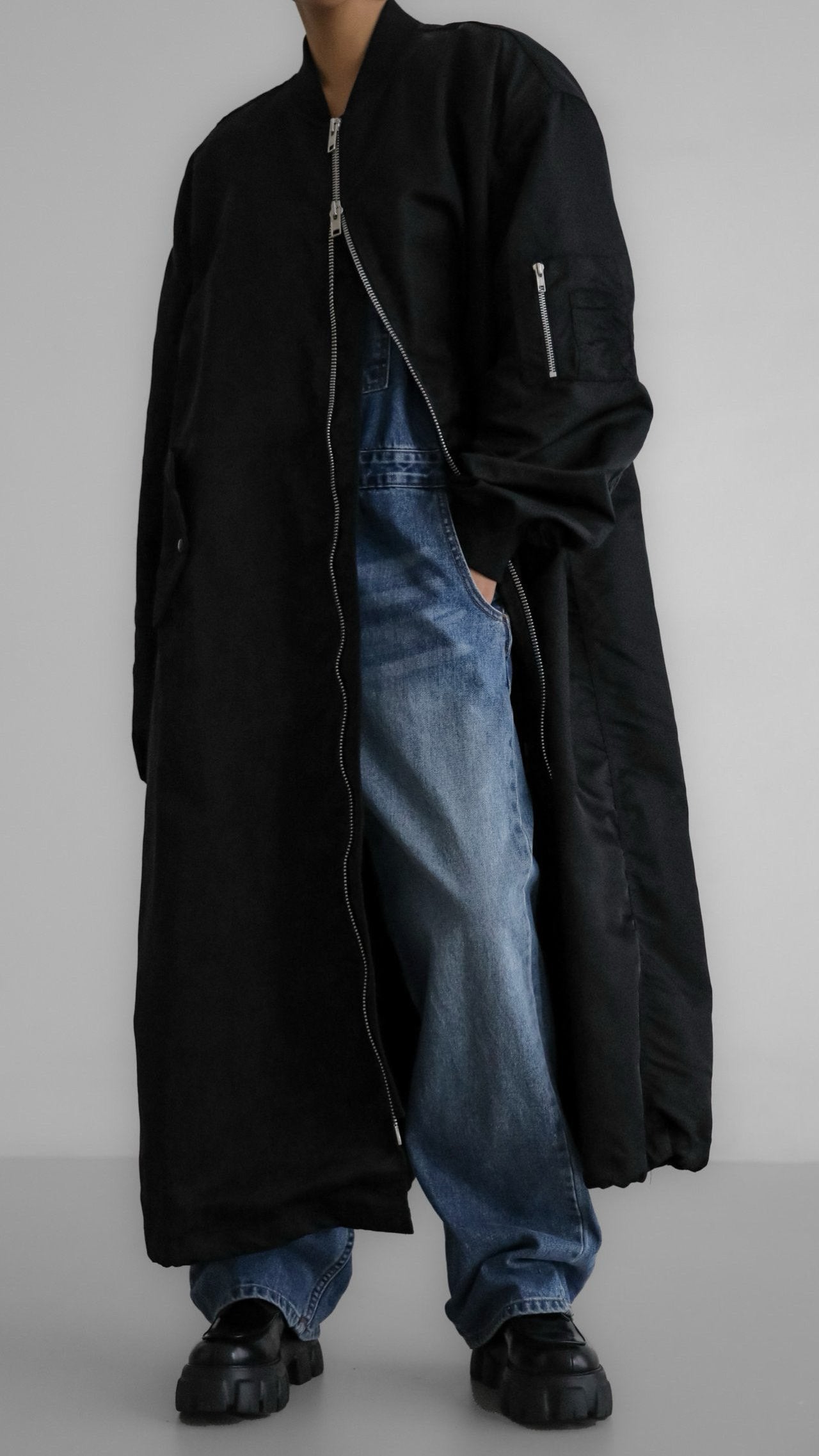 【PAPERMOON ペーパームーン】SS / Oversized Maxi Length Two way Zipped Detail MA - 1 Bomber Coat