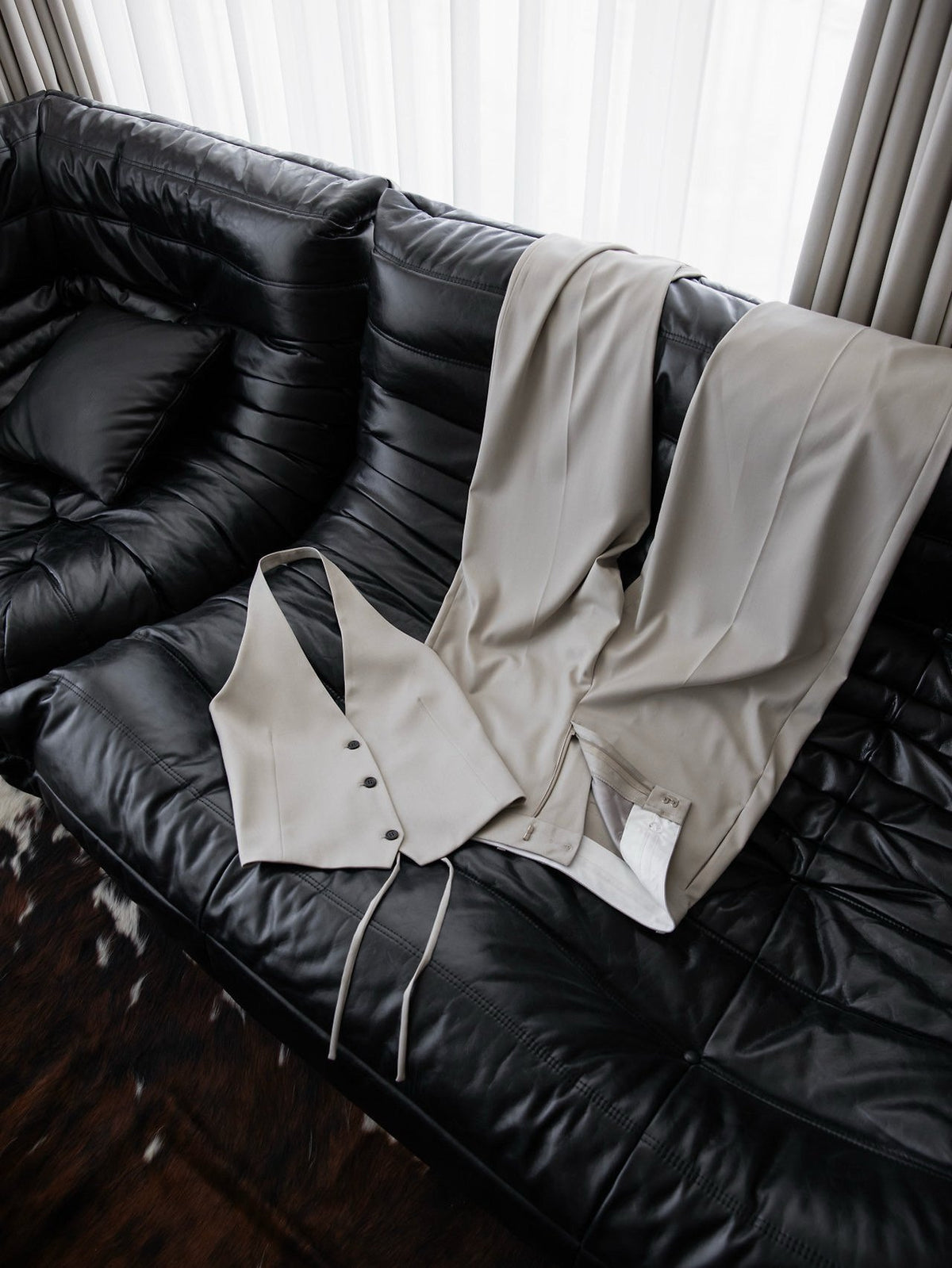 PAPERMOON Back Open Tailored Halter Neck Vest