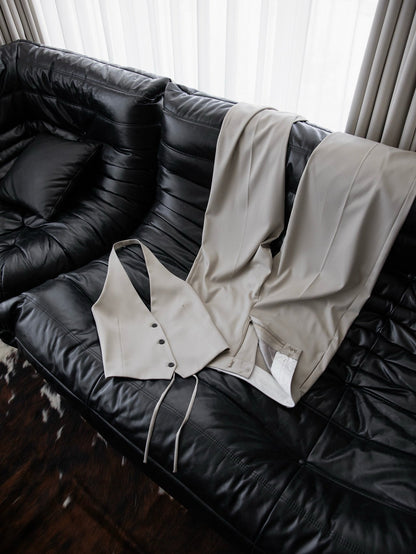 PAPERMOON Back Open Tailored Halter Neck Vest