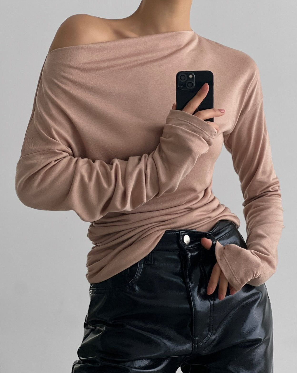 [Ready to ship] [PAPERMOON] AW / Side Shirred Draped Detail Boatneck Top