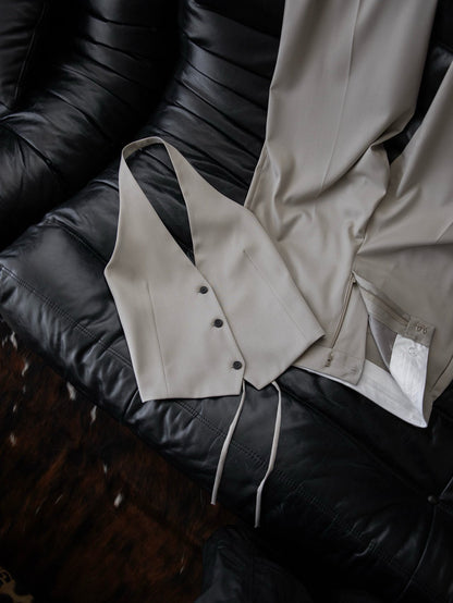 PAPERMOON Back Open Tailored Halter Neck Vest