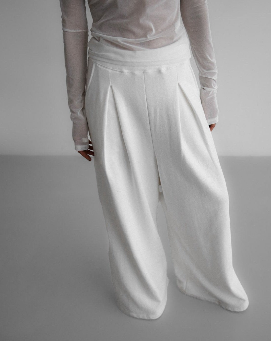 [PAPERMOON] SS / Pin-Tuck Detail Sweat Wide Pants