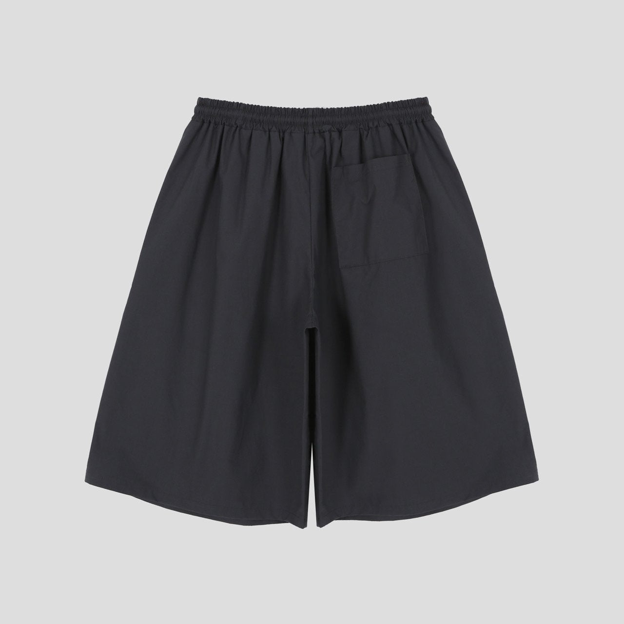 Motion Bermuda Pod Pants